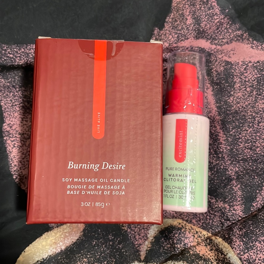 ❌ DONATED ❌ Cozy Night Set - Picture 1 of 4
